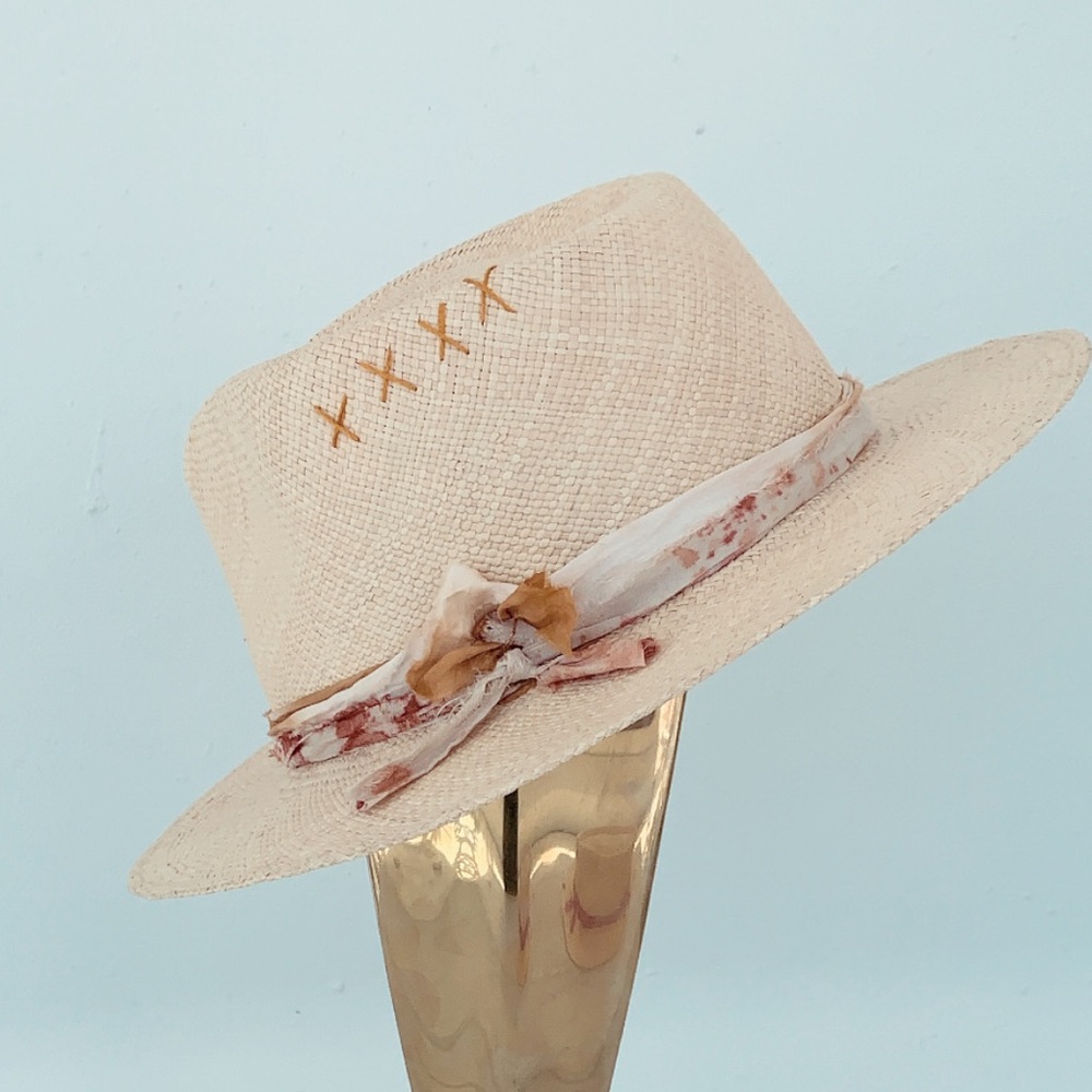 Beige Women's Straw Hat with Decorative Band
